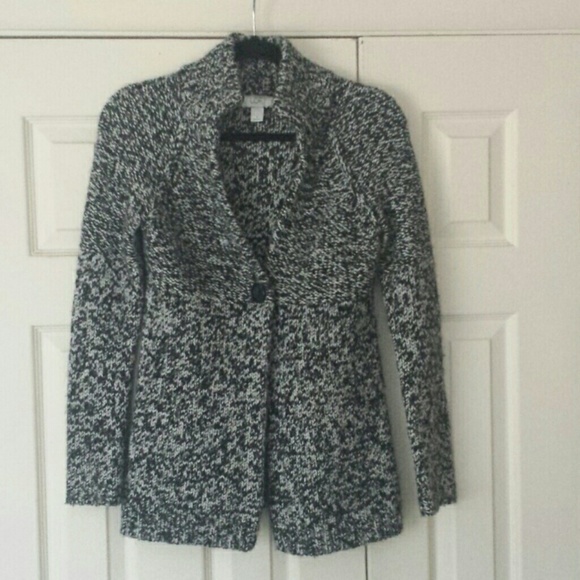 LOFT Sweaters - Loft one button cardigan